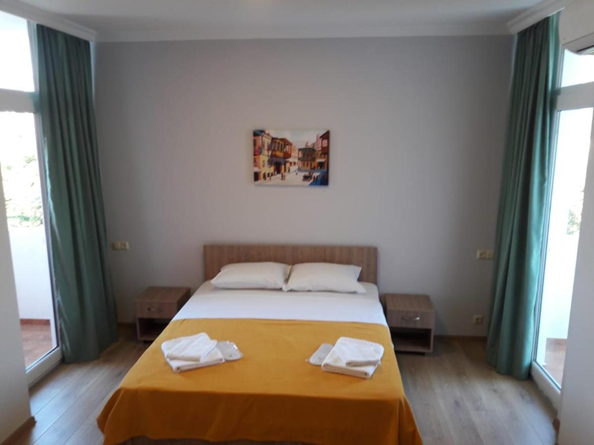 Mimino Aparthotel Batumi Kültér fotó
